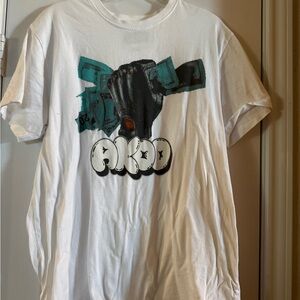 Akoo White Tee with Black and Teal Graphic